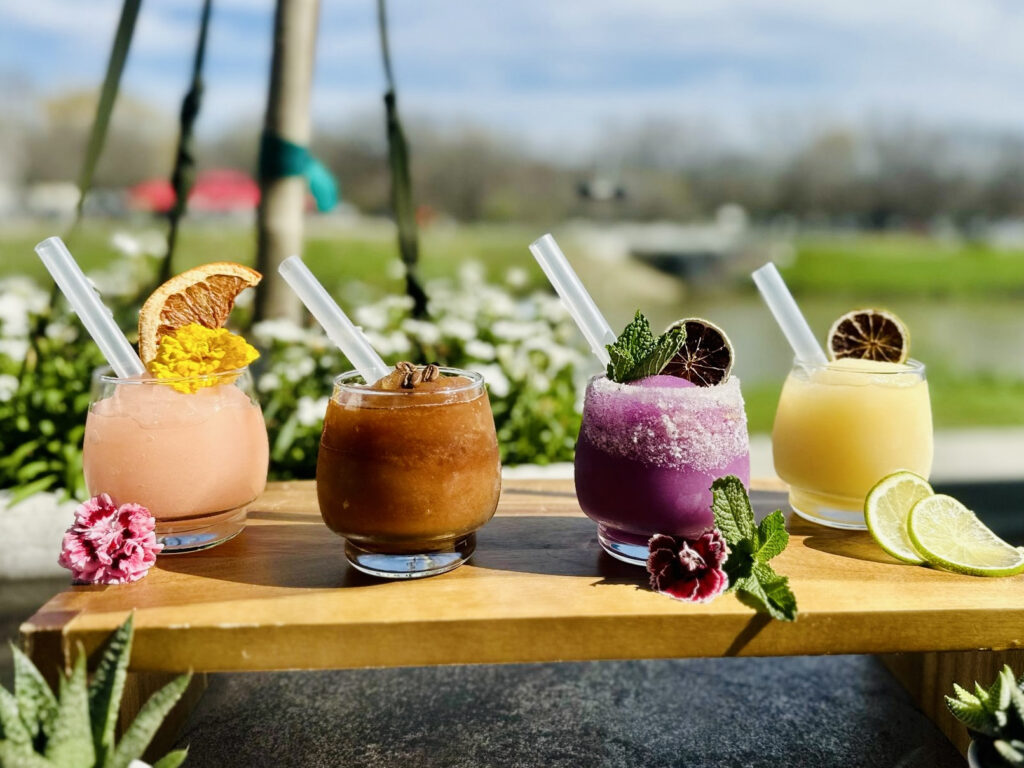 Quince second story dining and patio