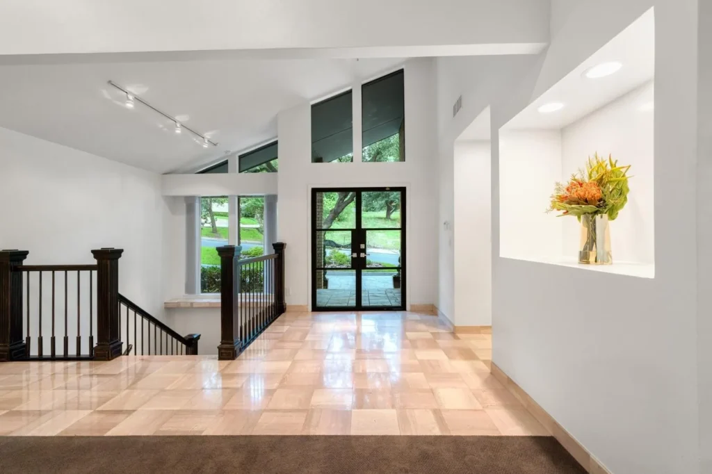 2005 Indian Creek - Stone flooring