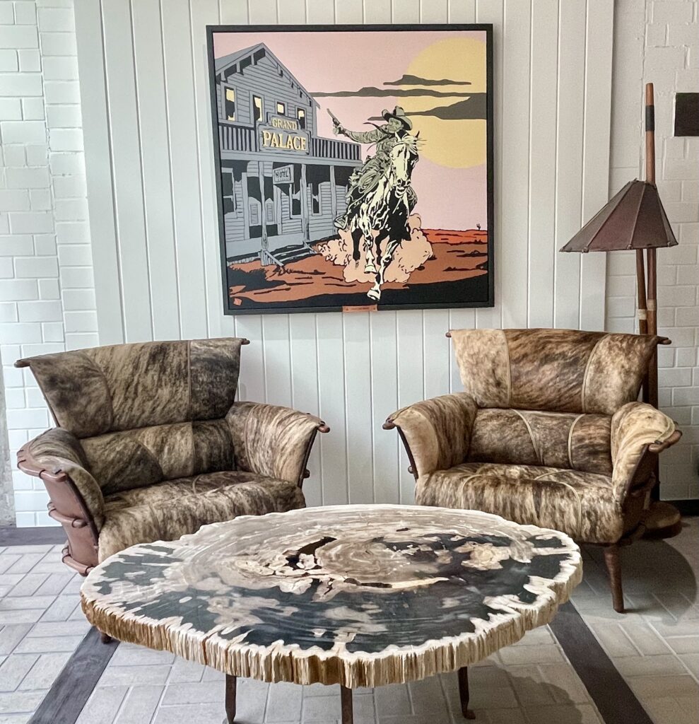 Gold Mountain Gallery furnishings in Fort Worth