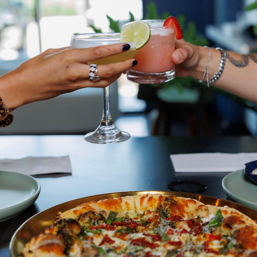 River's Cocktail and Wine Bar