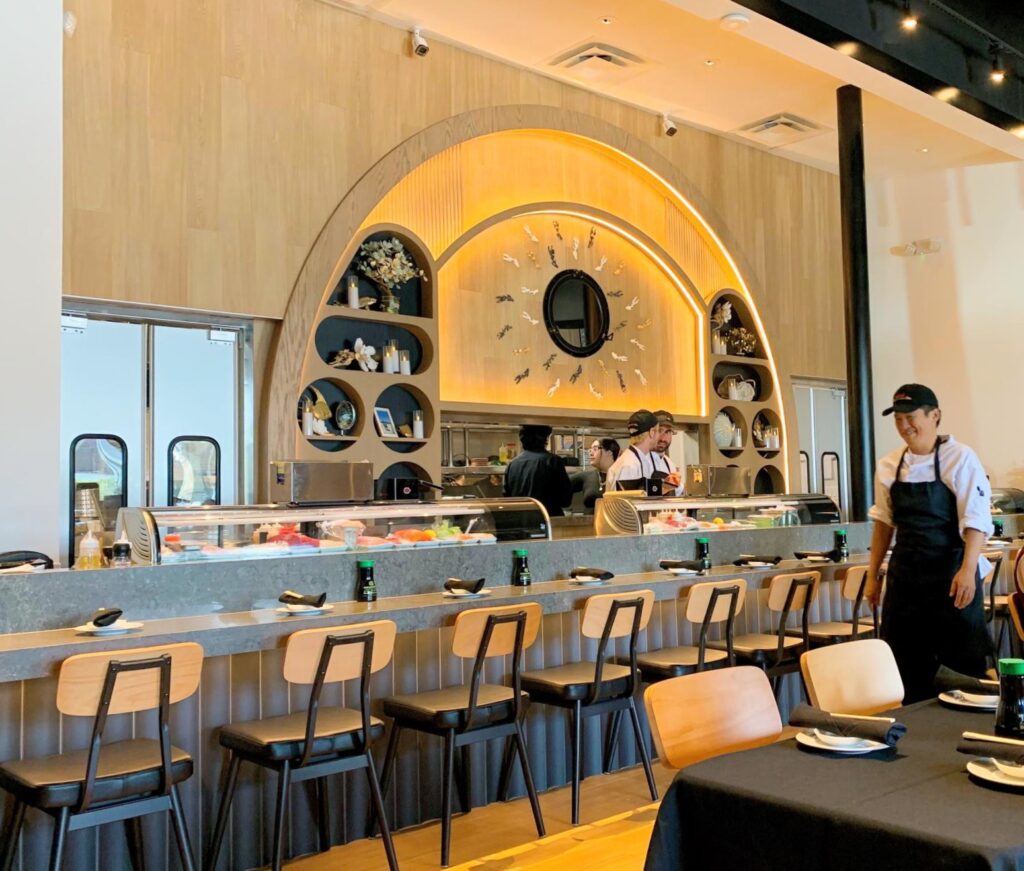 Inside Oishii Colonial