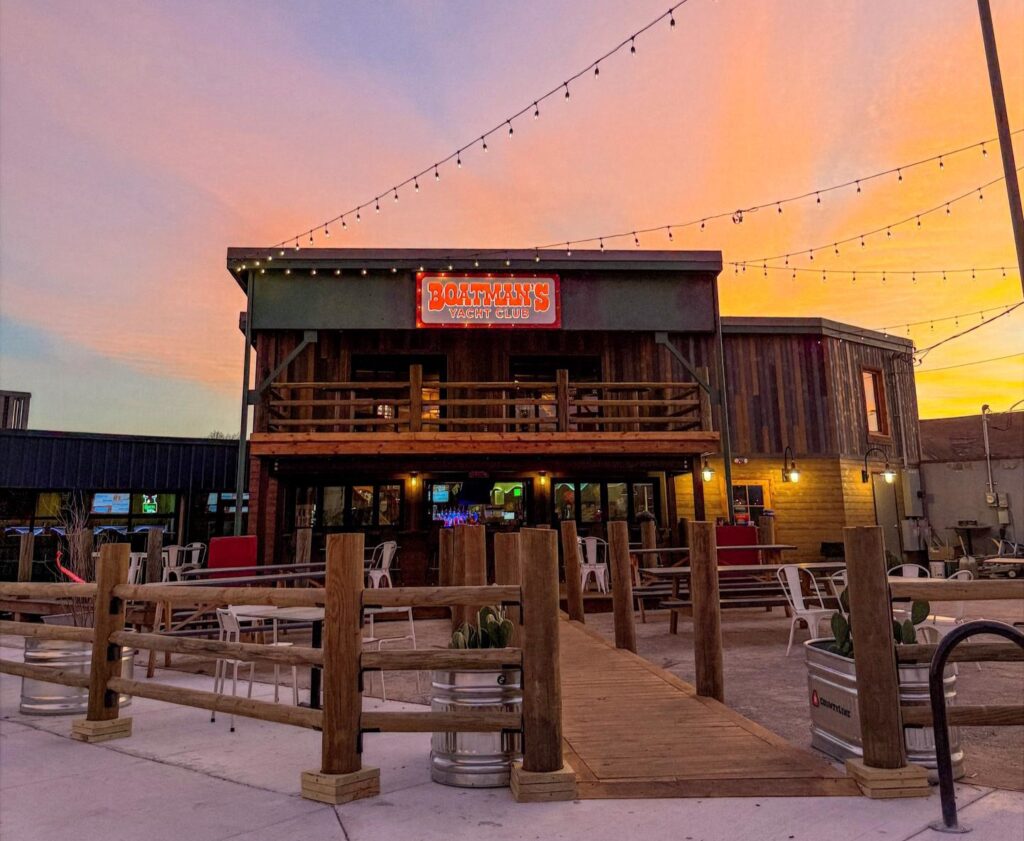 Boatman's Yacht Club docks a fun lakeside concept in The Stockyards