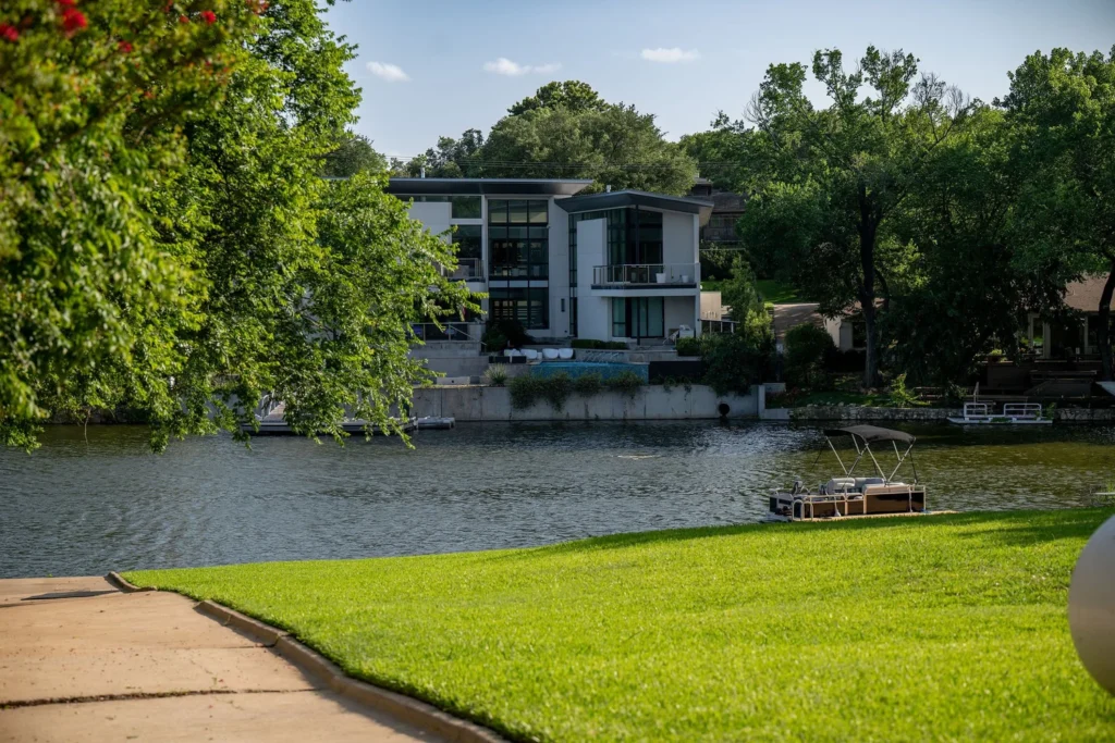 6729 Brants Lane - Private dock for your boat on Luther Lake.