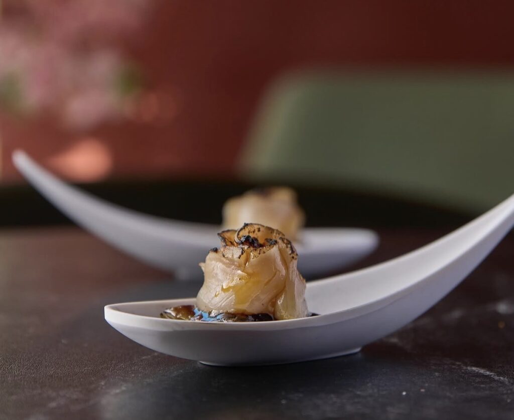 A Hokkaido scallop formed into a rose at Katei